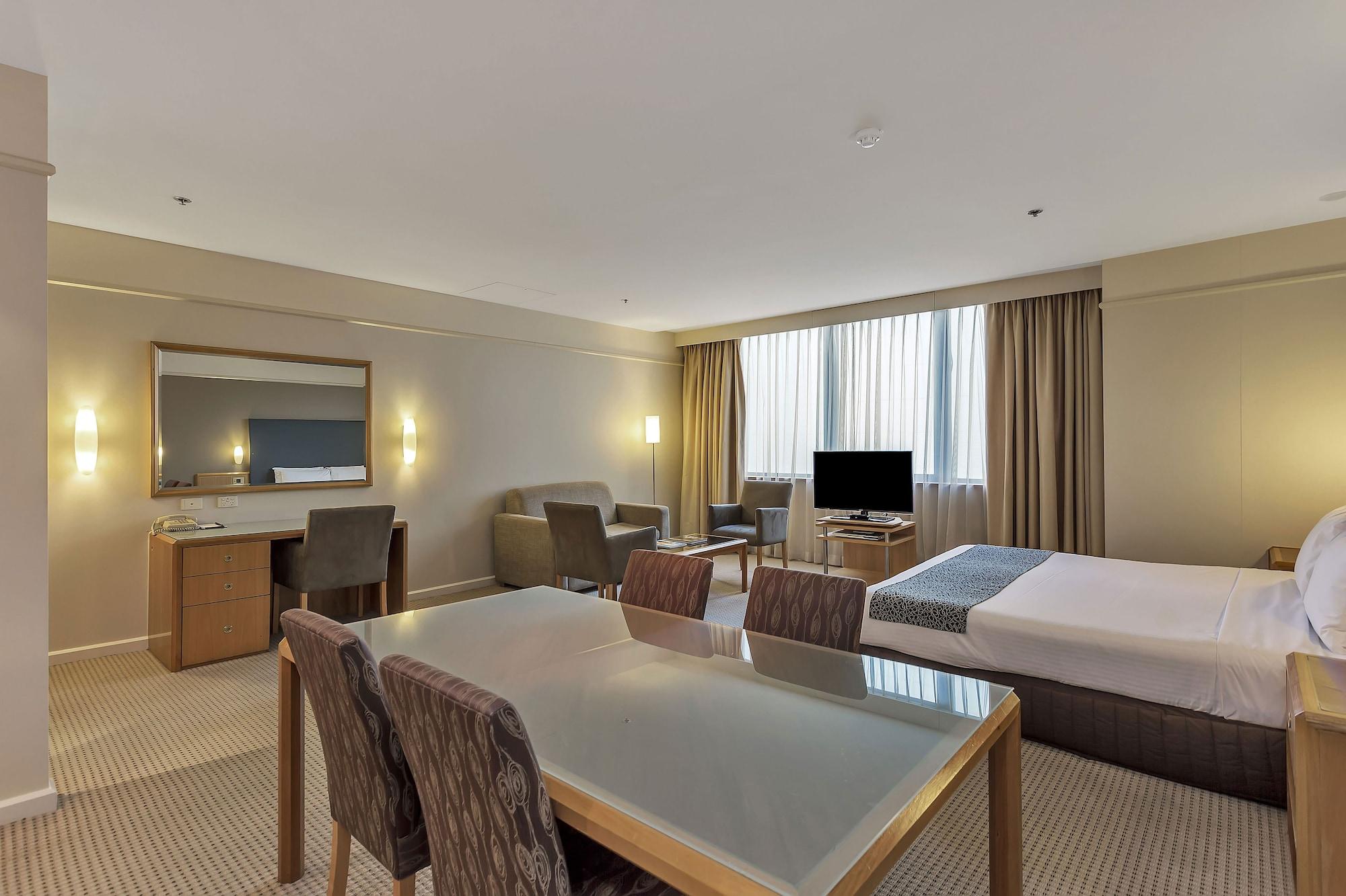 Stamford Plaza Adelaide Hotell Exteriör bild Suite