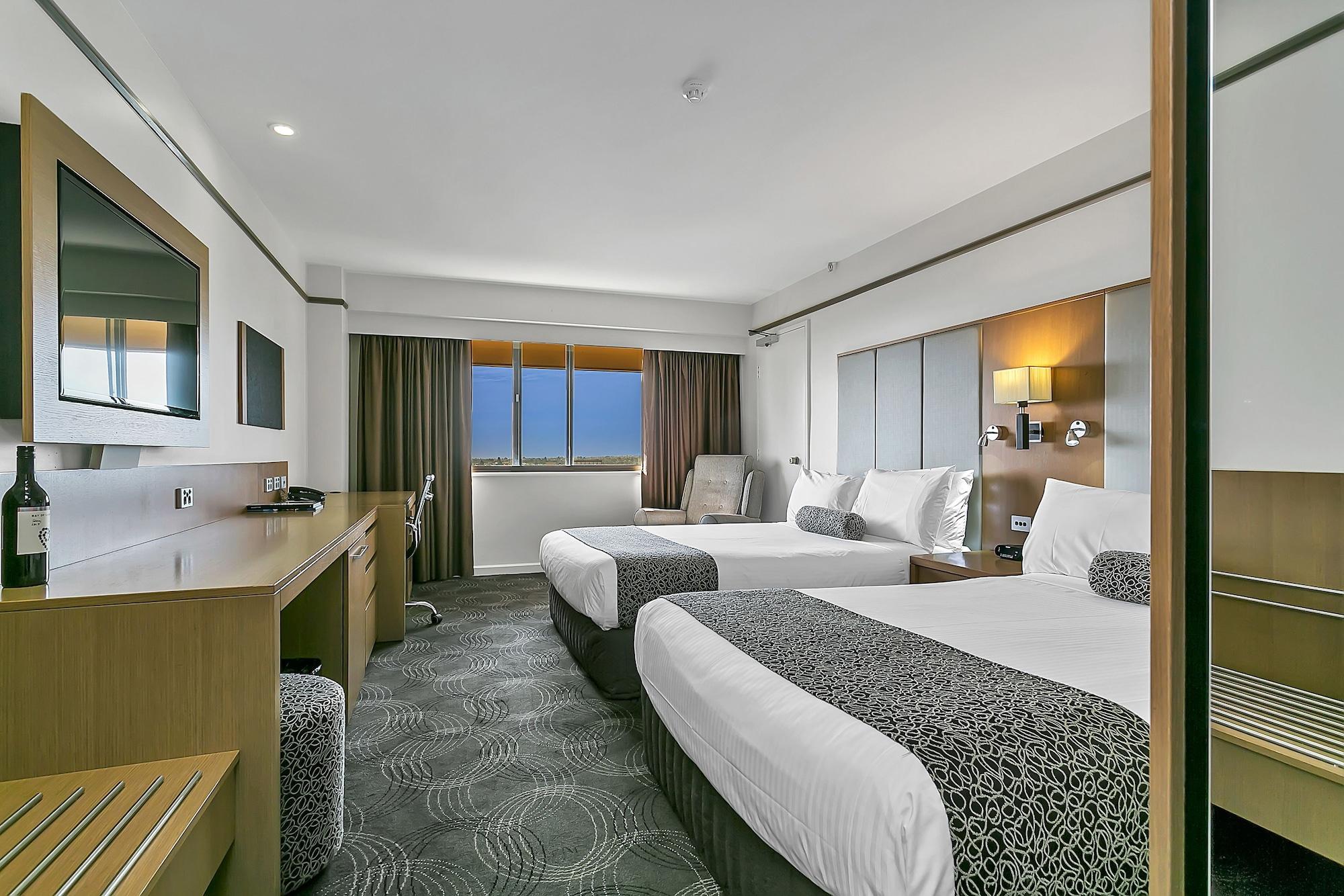 Stamford Plaza Adelaide Hotell Exteriör bild Deluxe Room
