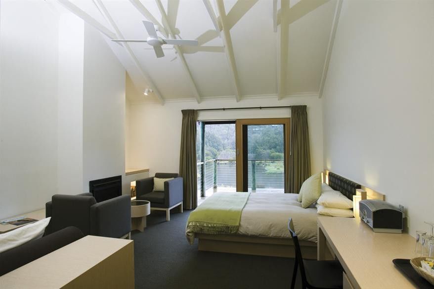 Stamford Plaza Adelaide Hotell Exteriör bild A room at the Cradle Mountain Hotel
